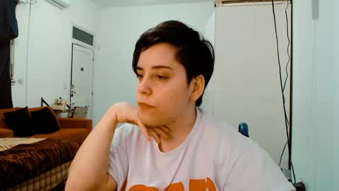 Snapshot of almondonwheels chatting on 10/09/25, 10:30 Almond online show from 10/09/25, 10:30