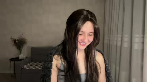 Snapshot of almostinnocent_ chatting on 05/30/26, 10:07 Anna online show from 05/30/26, 10:07