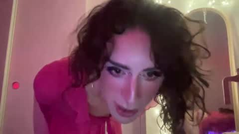 Snapshot of aloexvera chatting on 02/15/25, 06:12 aloexvera online show from 02/15/25, 06:12
