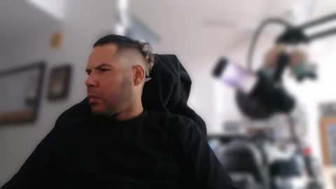 simplyfaded online show from 11/10/25, 02:10