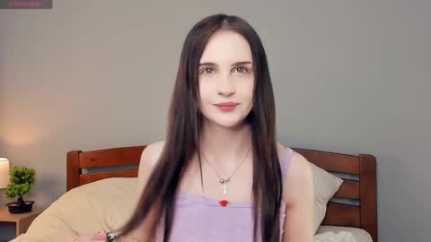 Snapshot of alonareinicke chatting on 05/27/26, 07:11 Alona online show from 05/27/26, 07:11