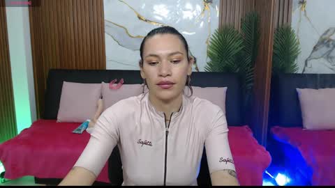 alonddra_tay online show from 04/14/26, 11:49