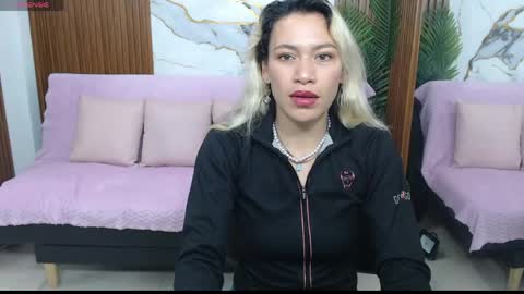 alonddra_tay online show from 04/16/26, 11:44