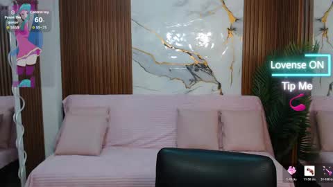 alonddra_tay online show from 05/21/26, 11:39