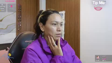 alonddra_tay online show from 06/10/26, 12:04
