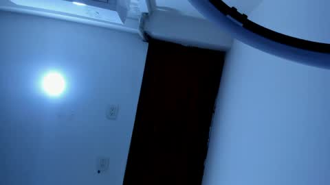 Snapshot of alondrasoomer chatting on 06/09/26, 04:35 ALONDRA CUTE online show from 06/09/26, 04:35