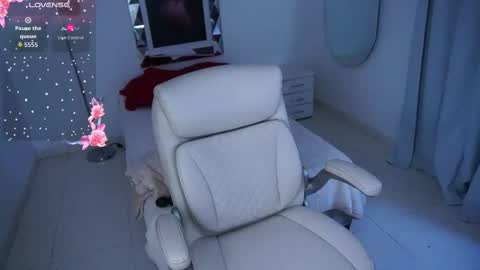 Alondra online show from 01/17/26, 11:48