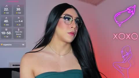 Hazel Bowie online show from 10/17/25, 01:20