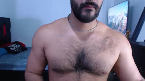 Snapshot of alonxoo chatting on 12/14/24, 06:13 alonxoo online show from 12/14/24, 06:13