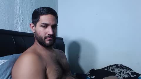 Snapshot of alonxoo chatting on 02/09/26, 01:42 alonxoo online show from 02/09/26, 01:42