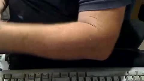 Snapshot of aloooopyscot chatting on 09/17/25, 05:03 Loooopy online show from 09/17/25, 05:03