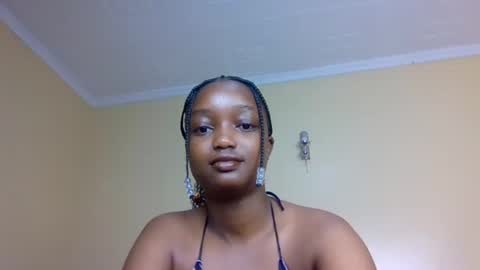 Elly online show from 11/17/25, 12:27