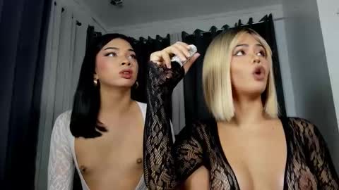 Snapshot of aloraminxx chatting on 09/22/25, 06:59 Shane online show from 09/22/25, 06:59