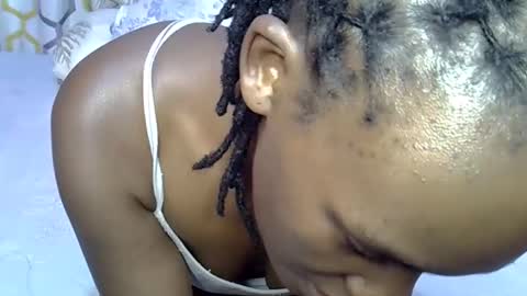 alorapavo online show from 02/09/26, 06:34