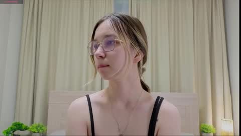 Snapshot of aloreanna chatting on 02/26/26, 02:49 Alorenna online show from 02/26/26, 02:49