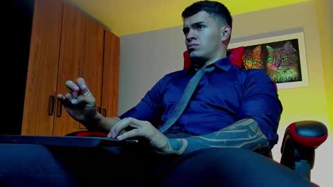 alpha_dominus_ online show from 09/10/25, 04:01