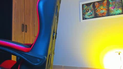 alpha_dominus_ online show from 10/02/25, 05:03