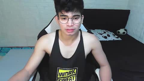 Snapshot of alpha_rider chatting on 10/22/25, 03:45 Angelo online show from 10/22/25, 03:45