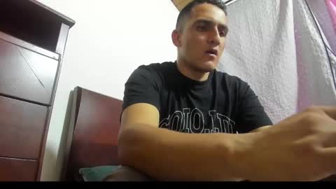 Snapshot of alphadesire69 chatting on 09/08/25, 09:25 AlphaDesire69 online show from 09/08/25, 09:25