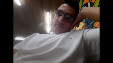 Snapshot of alphadesire69 chatting on 09/16/25, 02:18 AlphaDesire69 online show from 09/16/25, 02:18