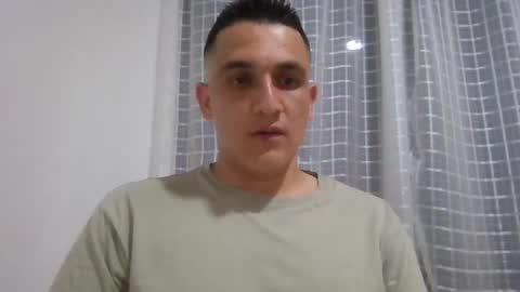 Snapshot of alphadesire69 chatting on 11/14/25, 01:37 AlphaDesire69 online show from 11/14/25, 01:37