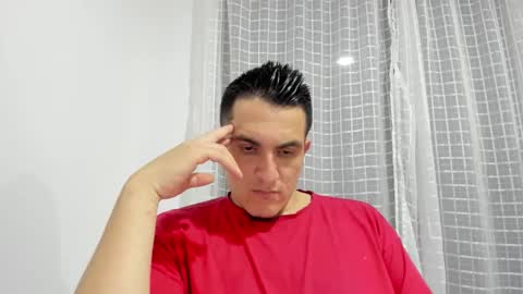 Snapshot of alphadesire69 chatting on 01/14/26, 04:07 AlphaDesire69 online show from 01/14/26, 04:07