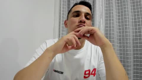 Snapshot of alphadesire69 chatting on 02/08/26, 04:05 AlphaDesire69 online show from 02/08/26, 04:05