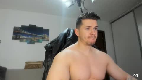Snapshot of alphagodleatherking92 chatting on 12/05/24, 11:05 LeatherMaster online show from 12/05/24, 11:05