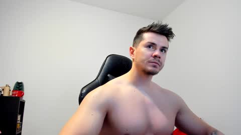 Snapshot of alphagodleatherking92 chatting on 01/20/25, 06:31 LeatherMaster online show from 01/20/25, 06:31