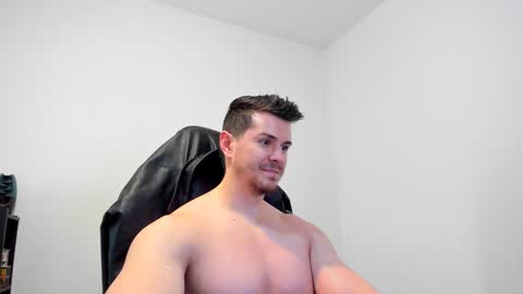 Snapshot of alphagodleatherking92 chatting on 01/22/25, 11:12 LeatherMaster online show from 01/22/25, 11:12