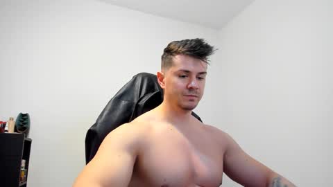 Snapshot of alphagodleatherking92 chatting on 01/26/25, 07:53 LeatherMaster online show from 01/26/25, 07:53