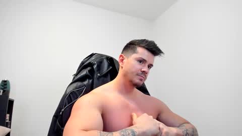 Snapshot of alphagodleatherking92 chatting on 02/20/25, 10:05 LeatherMaster online show from 02/20/25, 10:05