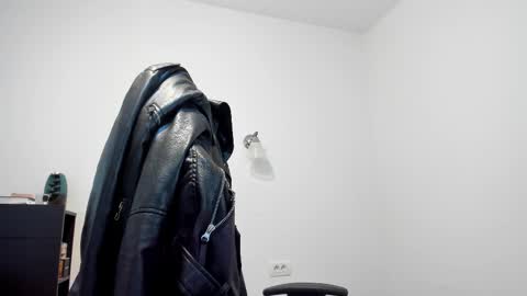 Snapshot of alphagodleatherking92 chatting on 02/21/25, 09:45 LeatherMaster online show from 02/21/25, 09:45