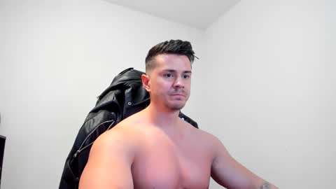 Snapshot of alphagodleatherking92 chatting on 02/23/25, 10:06 LeatherMaster online show from 02/23/25, 10:06