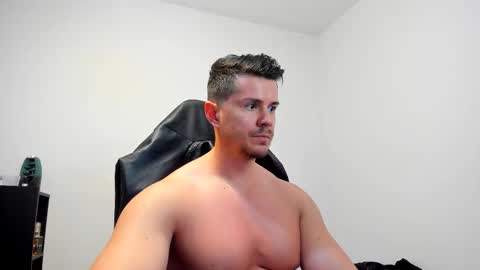 Snapshot of alphagodleatherking92 chatting on 03/01/25, 10:34 LeatherMaster online show from 03/01/25, 10:34