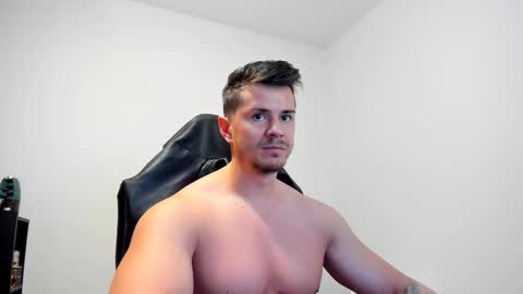 Snapshot of alphagodleatherking92 chatting on 03/03/25, 05:31 LeatherMaster online show from 03/03/25, 05:31