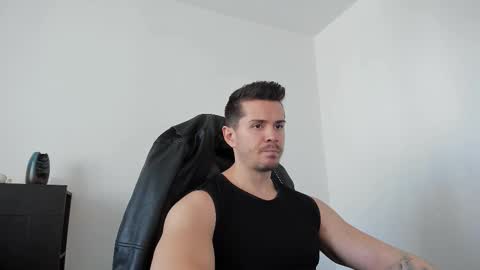 Snapshot of alphagodleatherking92 chatting on 09/19/25, 09:43 LeatherMaster online show from 09/19/25, 09:43