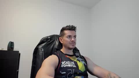 Snapshot of alphagodleatherking92 chatting on 10/04/25, 07:06 LeatherMaster online show from 10/04/25, 07:06