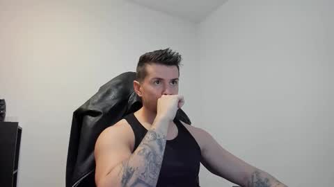 Snapshot of alphagodleatherking92 chatting on 10/07/25, 06:43 LeatherMaster online show from 10/07/25, 06:43
