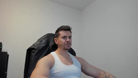 Snapshot of alphagodleatherking92 chatting on 10/08/25, 07:50 LeatherMaster online show from 10/08/25, 07:50