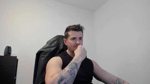 Snapshot of alphagodleatherking92 chatting on 10/14/25, 11:55 LeatherMaster online show from 10/14/25, 11:55
