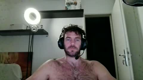 alphah_hunk online show from 11/27/25, 08:44