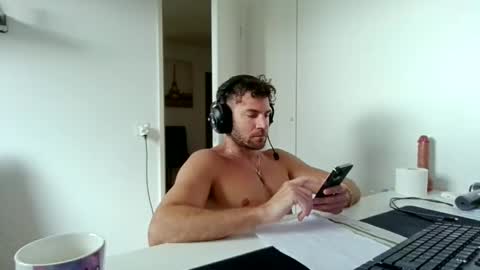 alphah_hunk online show from 04/14/26, 12:22