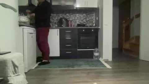 Snapshot of alphandre chatting on 01/16/25, 04:39 AlphAndre online show from 01/16/25, 04:39