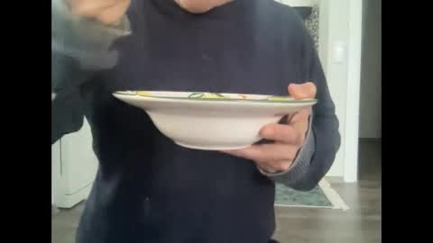 Snapshot of alphandre chatting on 01/21/25, 01:22 AlphAndre online show from 01/21/25, 01:22