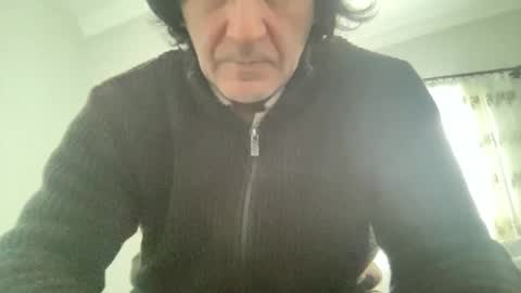 Snapshot of alphandre chatting on 01/25/25, 06:55 AlphAndre online show from 01/25/25, 06:55