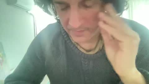 Snapshot of alphandre chatting on 01/27/25, 02:57 AlphAndre online show from 01/27/25, 02:57