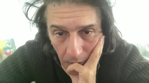 Snapshot of alphandre chatting on 02/24/25, 12:26 AlphAndre online show from 02/24/25, 12:26