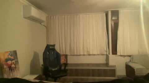 Snapshot of alphandre chatting on 03/04/25, 05:34 AlphAndre online show from 03/04/25, 05:34