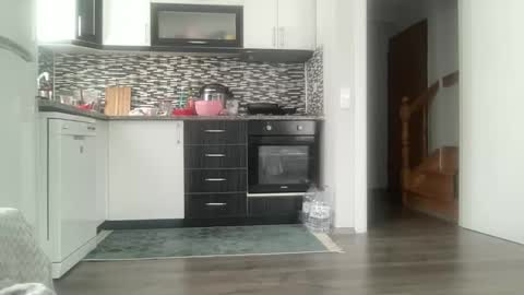 Snapshot of alphandre chatting on 03/06/25, 01:24 AlphAndre online show from 03/06/25, 01:24